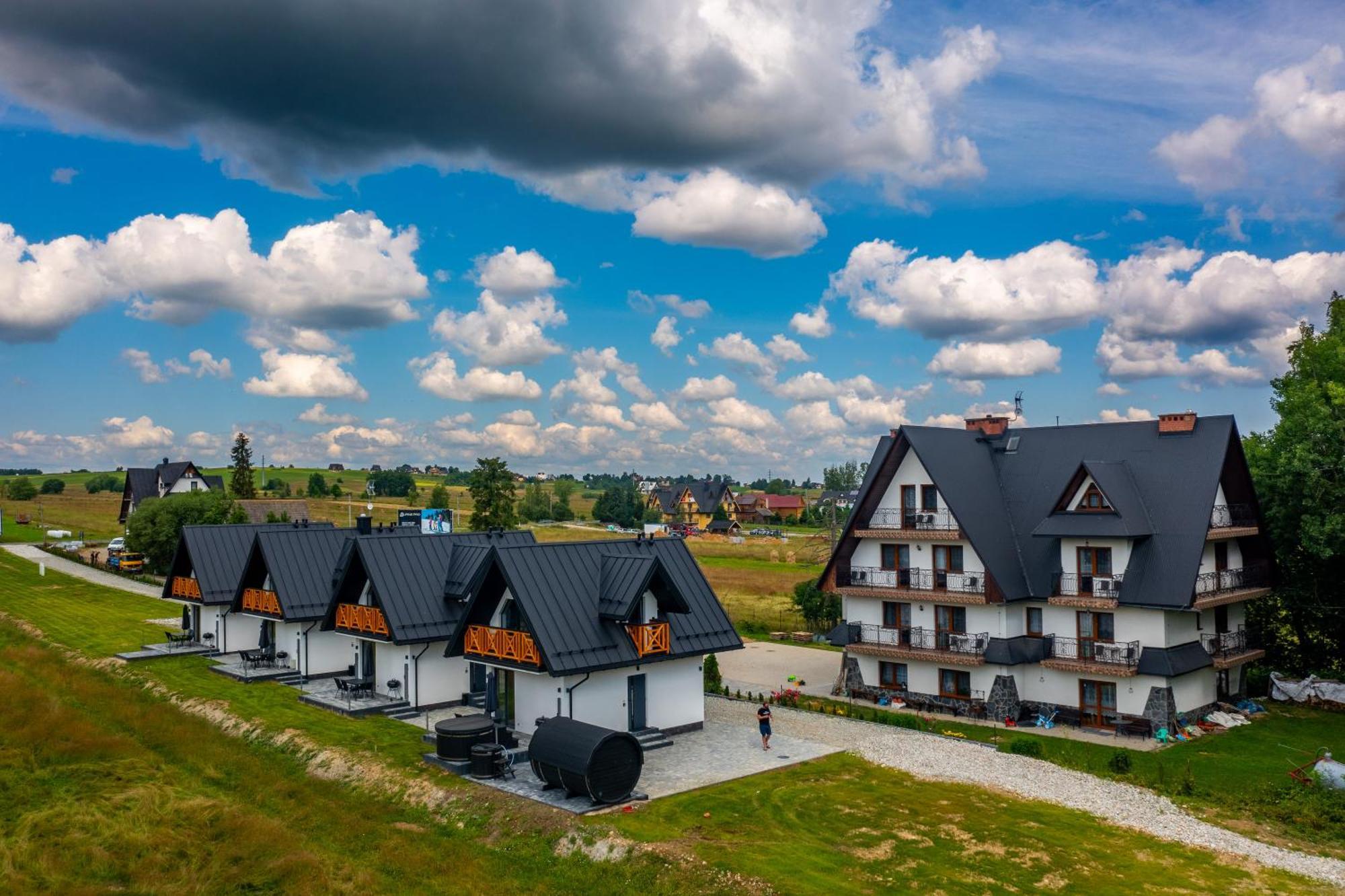 Folk Vibe Villa เบียลกาตัทร์ชันสกา ภายนอก รูปภาพ
